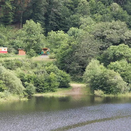 Les Roulottes De La Dordogne * Champagnac (Auvergne)