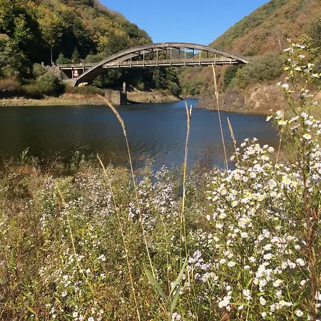 Les Roulottes De La Dordogne *